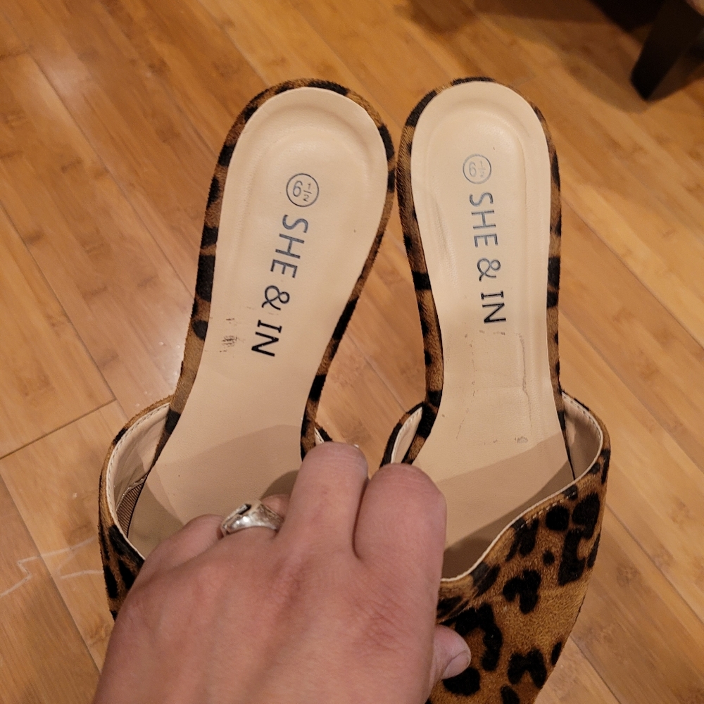 She & in flats